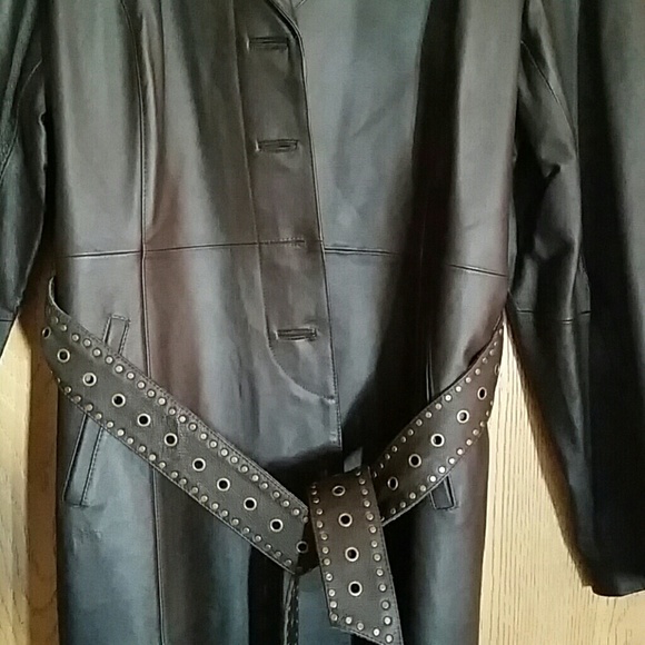 Chadwicks leather coat - Picture 2 of 4